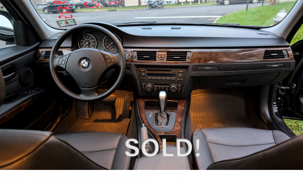 2010 BMW 328i - Image 11
