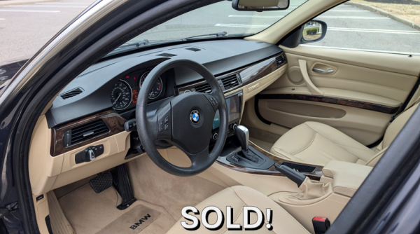 2010 BMW 335i xDrive - Image 10