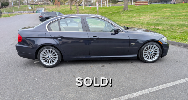2010 BMW 335i xDrive - Image 6