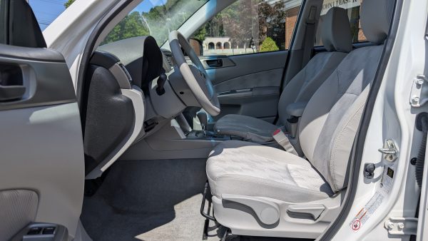 2010 Subaru Forester 2.5X w/Special Edition Pkg - Image 14