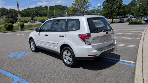 2010 Subaru Forester 2.5X w/Special Edition Pkg - Image 8